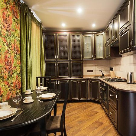 Best Apartments In Deribasovskaya Odessa Buitenkant foto